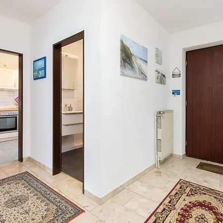 Holiday home Ariane Am Kornfeld