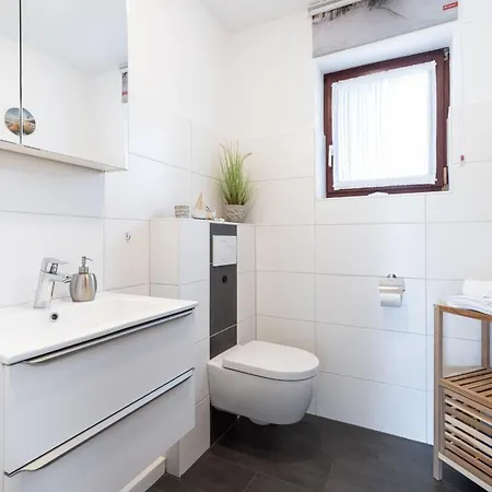 Ariane Am Kornfeld * Kellenhusen