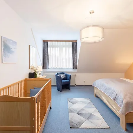 Ariane Am Kornfeld *