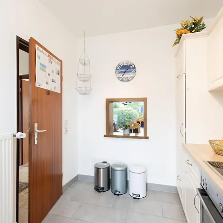 Ariane Am Kornfeld *